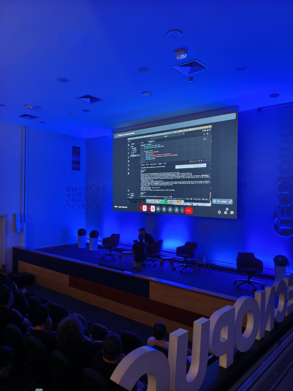 93b70ec9-5377-445e-ac2d-f1f21ba4d301