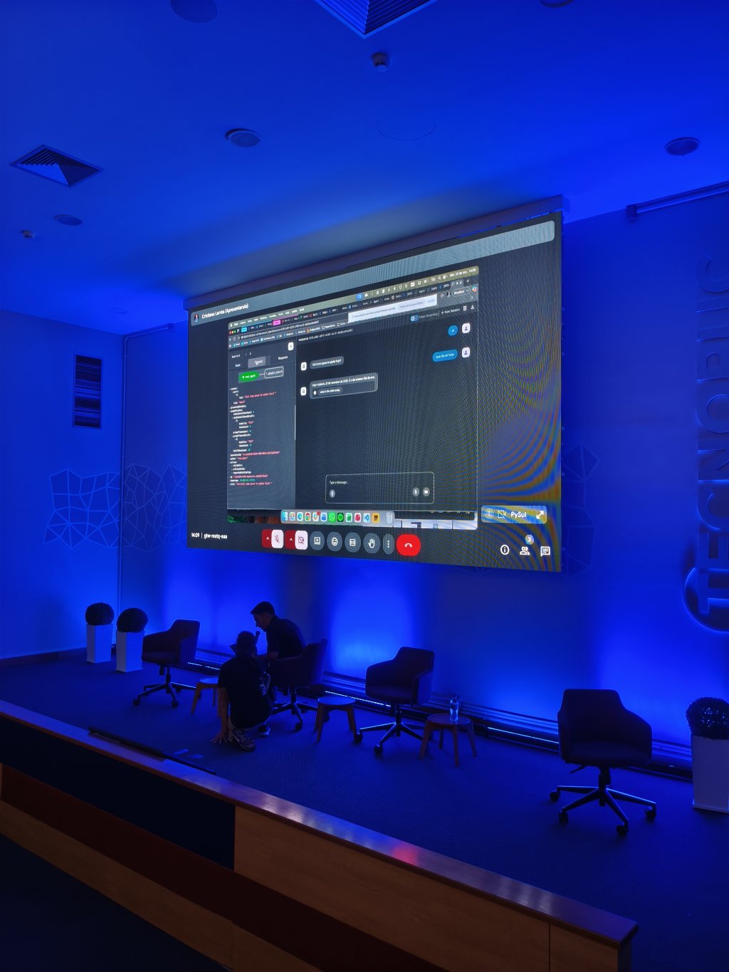 5c067318-5ce9-4d85-ac29-2cc796ac0e23