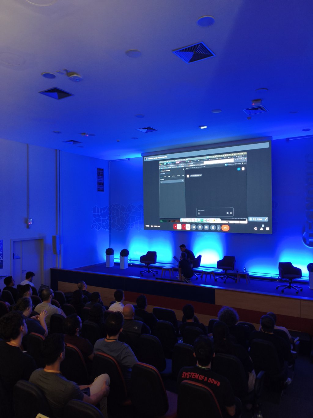 080d0ffb-3b5d-4ba9-b1ef-14b6419e982b