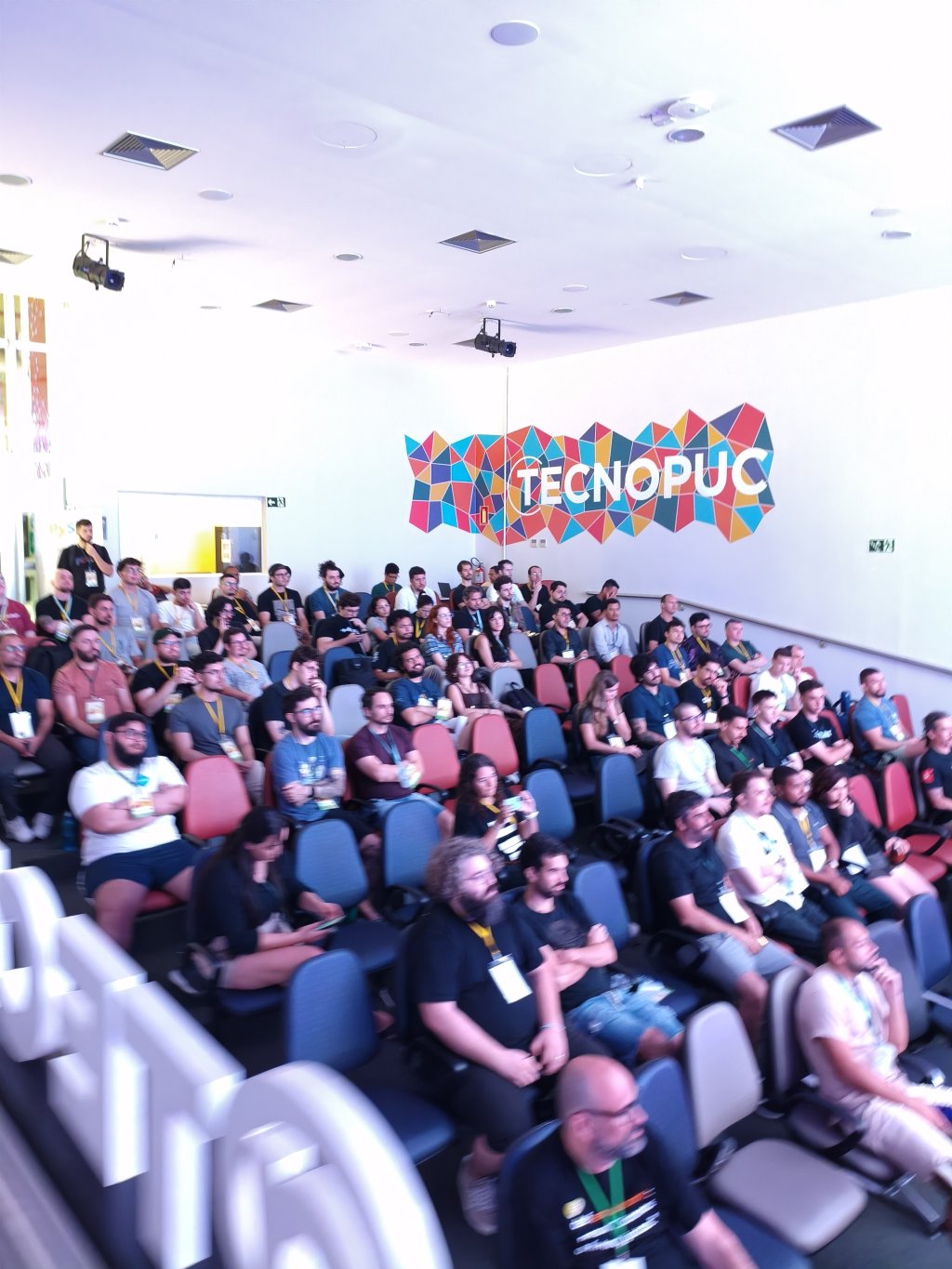 1df51cd2-d1bc-4516-a3c2-45c46db40b0d