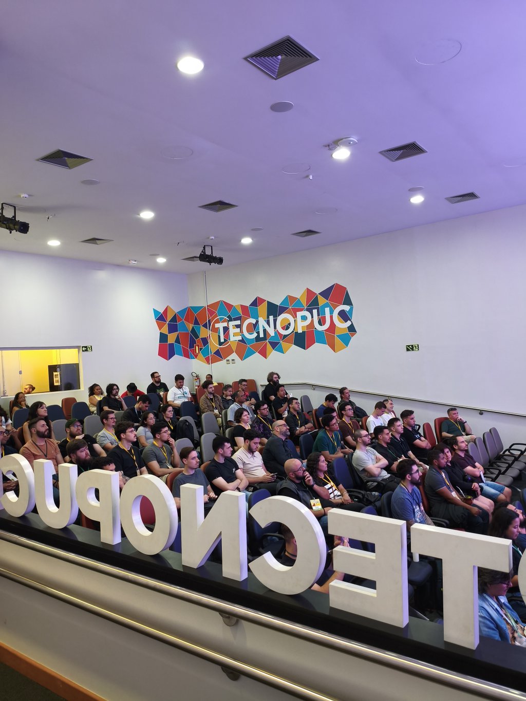 c7fc79e0-b313-4170-bcaa-281987fab3d1