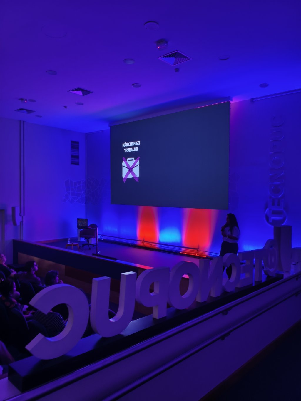 8c9f2877-c6b3-4c73-963f-d18e03c3a9b0