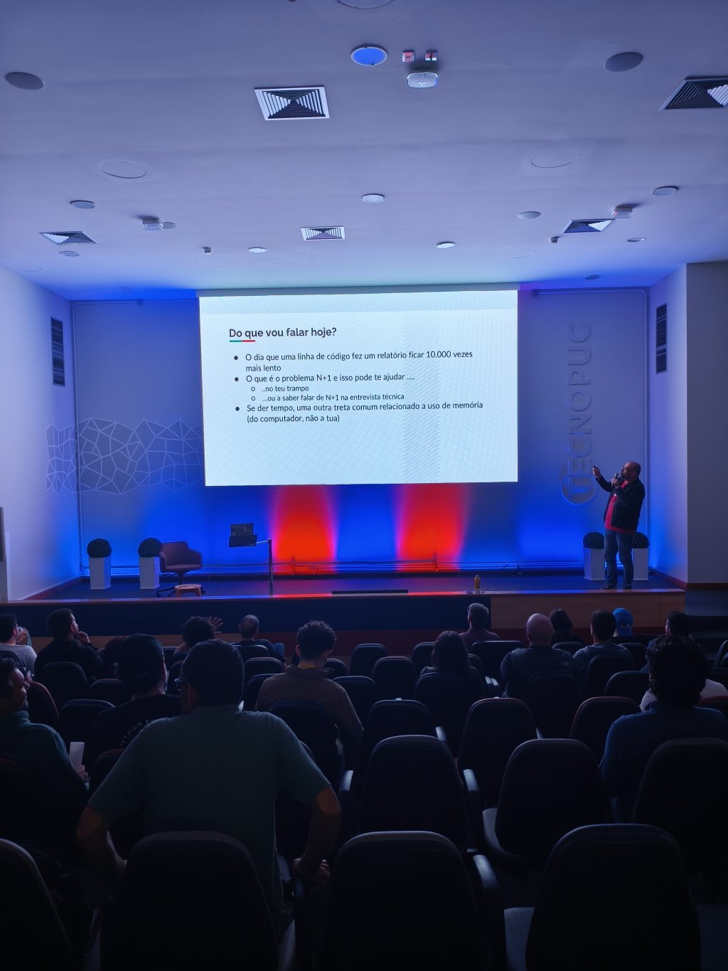 7b89886a-3a9b-4978-a0de-e1bf408e72b6