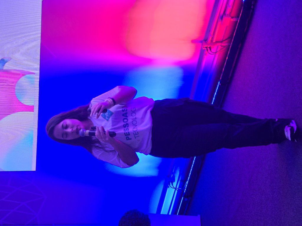 201aa4b8-49b0-46e9-988d-508f650f2db4