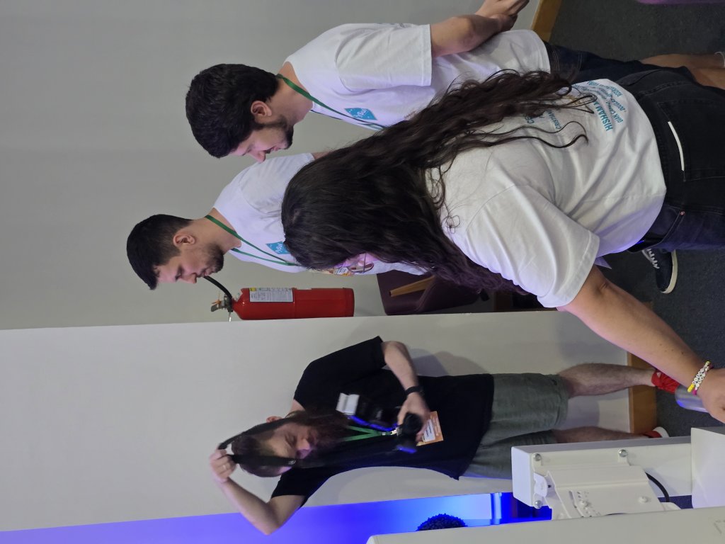 3f423528-dcc3-48e2-bf2e-1c68630fd4a4