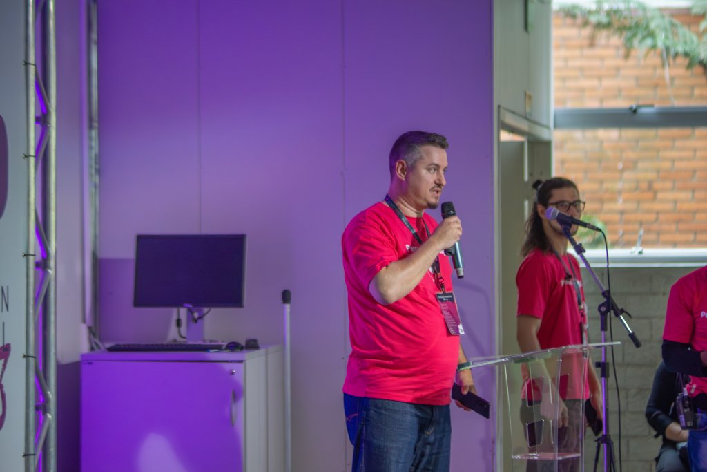 74c12146-0020-4ad9-a908-4130fe416e01