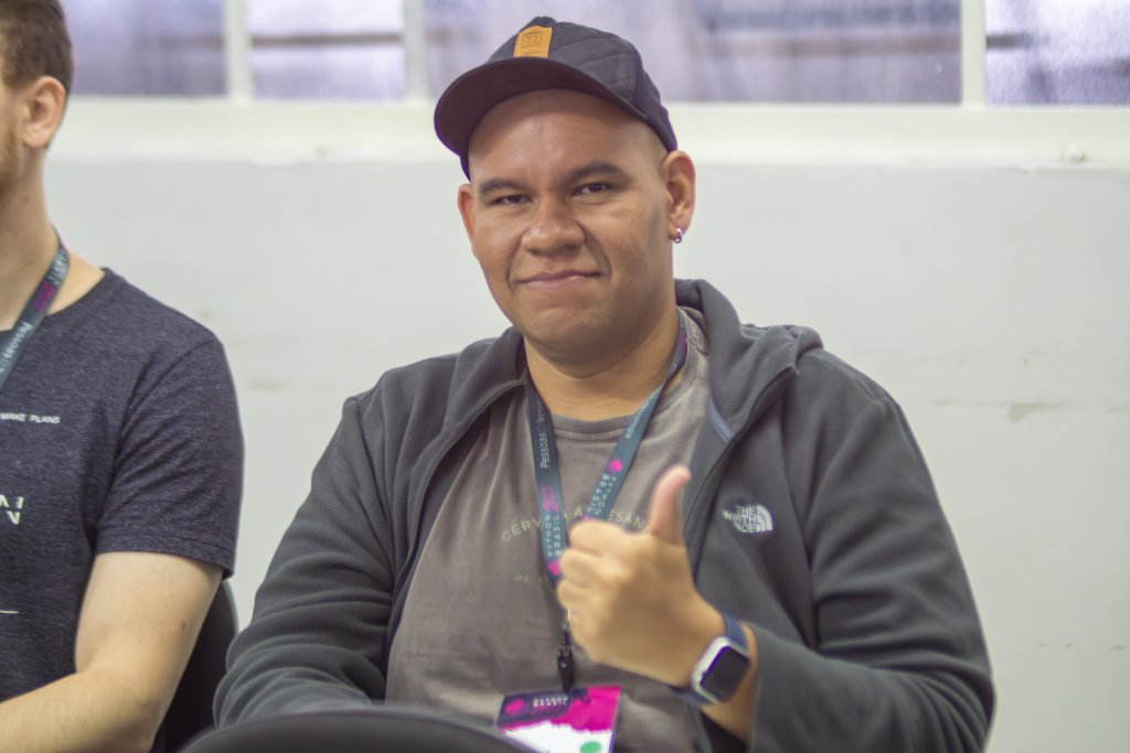 0c9aa8ec-e636-44bb-8555-7f8d6be3cdbc