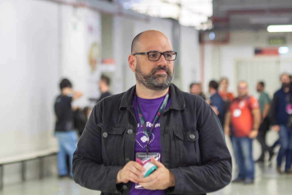 d909dcf3-4466-423e-9bd0-1524bcf877b6